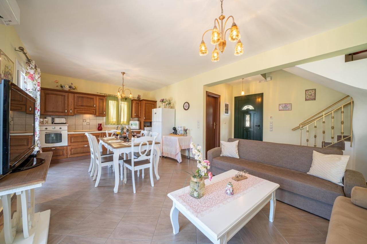 Superb Villa With Private Pool Peaceful Location Sami  Exterior foto